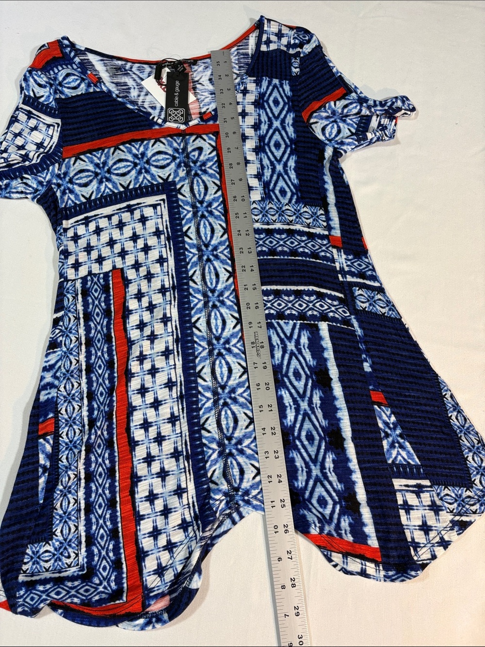 Cable & Gauge Red White Blue Patterned V-Neck Tunic Small - Picture 9 of 12